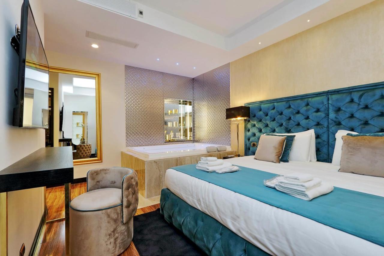 רומא Spanish Hills Collection Luxury Suites & Jacuzzi מראה חיצוני תמונה