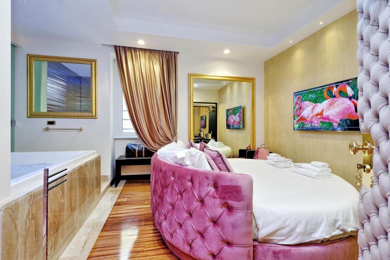 רומא Spanish Hills Collection Luxury Suites & Jacuzzi מראה חיצוני תמונה